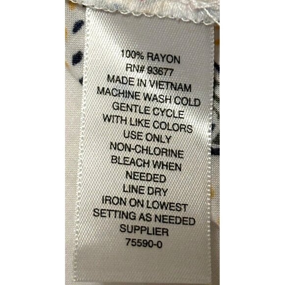 a.n.a A New Approach Ruffled White Paisley Blouse 100% Rayon Women's Size Medium - Picture 12 of 15